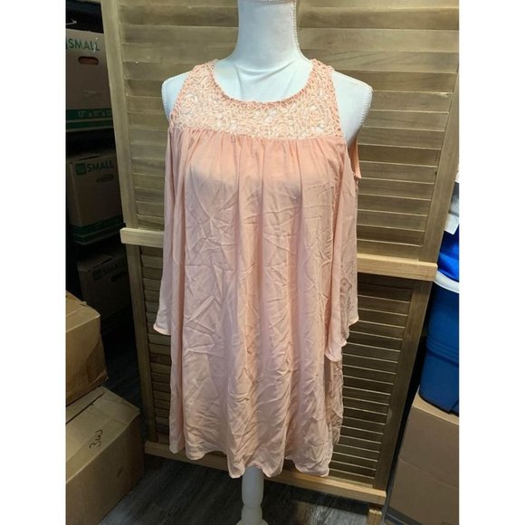 Soulmates Tops - Soulmates Business Casual Cold Shoulder Dress Womens Size Large